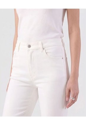 Jean Straight De Tiro Alto Para Mujer Blanco Patprimo