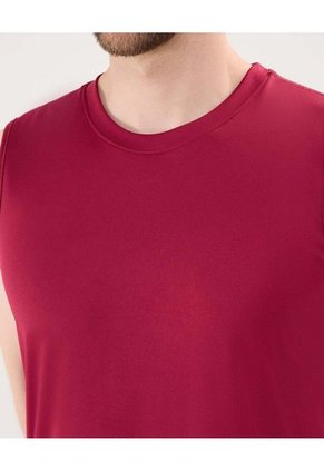 Camiseta Para Hombre Manga Sisa Cuello Redondo Color Vino Marca Patprimo #44090858