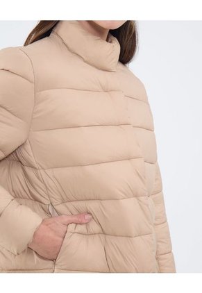 Chaqueta Para Mujer Acolchada Color Café Marca Patprimo #30080556