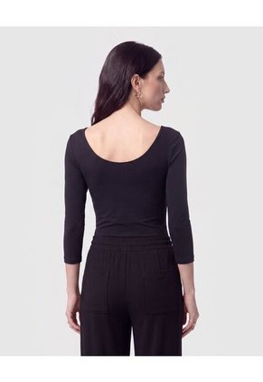 Camiseta Manga Larga Con Cuello Amplio   Para Mujer Negro Patprimo