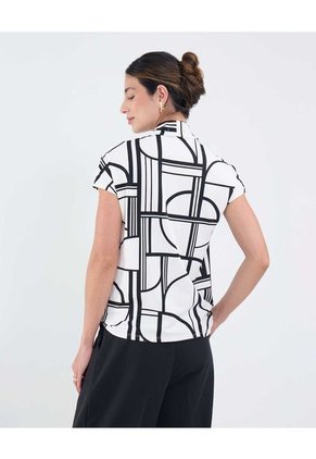 Camiseta Para Mujer Manga Corta Cuello V Color Negro Marca Patprimo #30093807