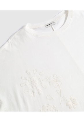 Camiseta Para Mujer Manga Corta Cuello Redondo Color Crema Marca Patprimo #14091460