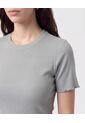 Camiseta Ajustada Texturizada   Para Mujer Verde Patprimo de Patprimo