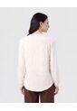 Blusa Botonadura Y Escote En V   Para Mujer Beige Patprimo de Patprimo