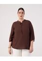 Blusa Fluida Con Amarre Frontal  Curvy  Para Mujer Café Patprimo de Patprimo
