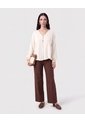 Blusa Botonadura Y Escote En V   Para Mujer Beige Patprimo de Patprimo