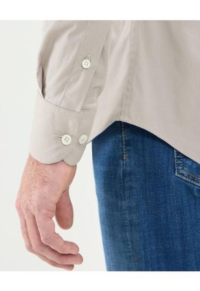 Camisa Para Hombre Manga Larga Sin Bolsillo Cuello Italiano Color Beige Marca Patprimo #44013102