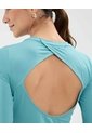 Camiseta Deportiva Con Cut Out  Para Mujer Agua Patprimo de Patprimo
