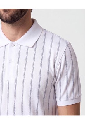 Polo Con Relieve Vertical Para Hombre Blanco Patprimo
