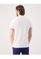 Polo Con Diseño En Contraste   Para Hombre Blanco Patprimo de Patprimo