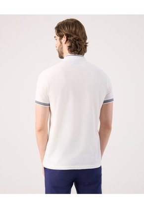 Polo Con Diseño En Contraste Para Hombre Blanco Patprimo