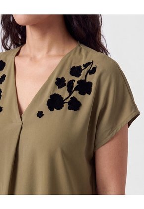 Blusa Con Detalles Bordados Para Mujer  Para Mujer Verde Patprimo