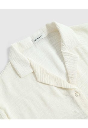 Camisa Manga Corta Cuello Solapa Para Mujer Curvy Para Mujer Crema Patprimo