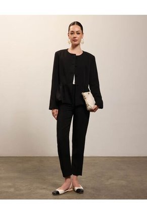 Chaqueta Unicolor Con Bolero Inferior   Para Mujer Negro Patprimo