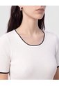 Camiseta Manga Corta Con Detalles De Color Contraste  Para Mujer Crudo Patprimo de Patprimo