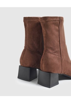 Botines Tipo Media Tacón Bloque   Para Mujer Café Patprimo