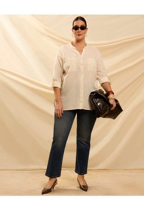 Blusa Unicolor Con Bolsillos Curvy Para Mujer Beige Patprimo