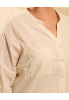 Blusa Unicolor Con Bolsillos Curvy Para Mujer Beige Patprimo