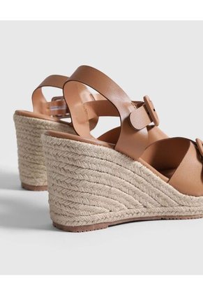 Sandalias Con Plataforma  Para Mujer Café Patprimo