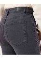 Jean Straight Con Detalle   Para Mujer Gris Patprimo de Patprimo