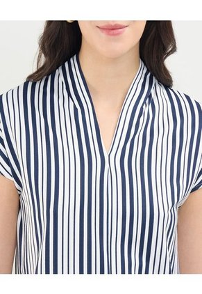 Camiseta Para Mujer Manga Corta Cuello V Color Azul Oscuro Marca Patprimo #30093692