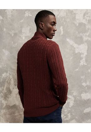 Saco Para Hombre Cuello Alto O Cuello Tortuga Color Vino Marca Patprimo #44330202