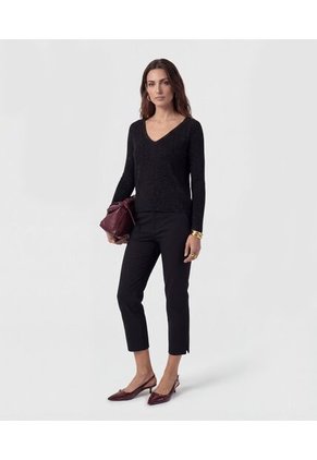 Pantalón Capri Con Botón A Contraste   Para Mujer Negro Patprimo
