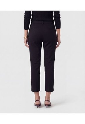 Pantalón Capri Con Botón A Contraste   Para Mujer Negro Patprimo