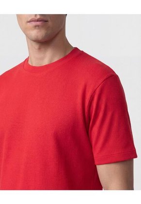 Camiseta Regular Fit Unicolor Para Hombre Rojo Patprimo