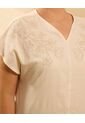Blusa Con Bordado En Hombros  Curvy  Para Mujer Beige Patprimo de Patprimo