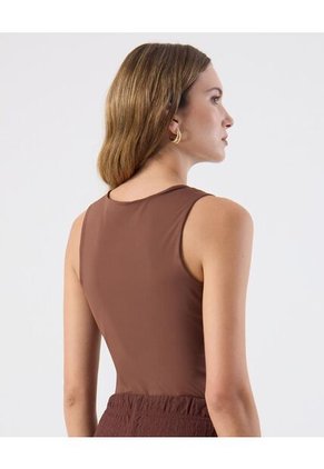 Camiseta  Para Mujer Manga Sisa Cuello Redondo Color Café Marca Patprimo #30093852