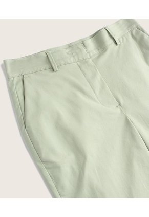 Bermuda Para Mujer  Color Verde  Marca Patprimo #30100294