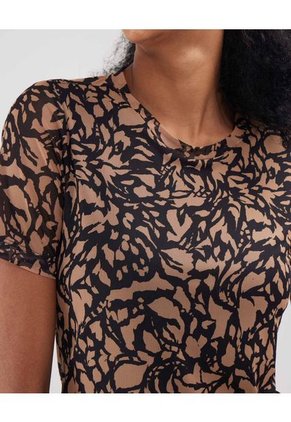 Camiseta Para Mujer M/C Patprimo En Color Café #30093537