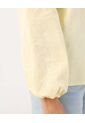 Blusa Cuello Redondo Con Bordados   Para Mujer Amarillo Patprimo de Patprimo