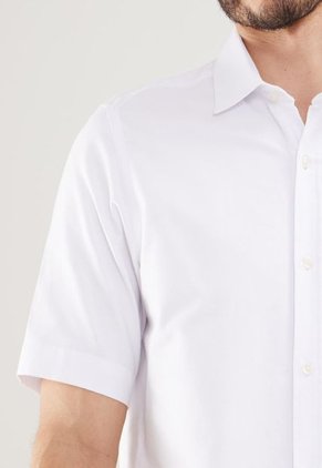 Camisa Para Hombre Manga Corta Sin Bolsillo Color Blanco Marca Patprimo #44012953