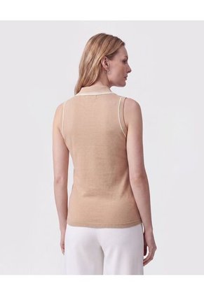 Polo Texturizada Cuello En Contraste Mujer Para Mujer Café Patprimo