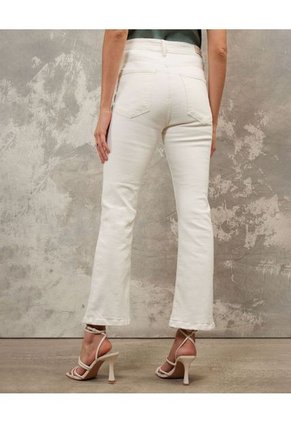 Jean Para Mujer Flare Color Beige Marca Patprimo #30160373