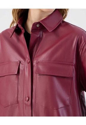 Chaqueta Para Mujer Pu Color Vino Marca Patprimo #30080588