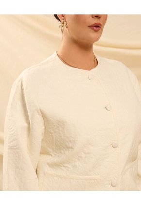 Chaqueta  Para Mujer Desestructurada Color Crema Marca Patprimo #14080148