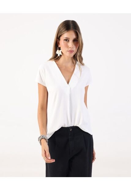 Camiseta Texturizada Con Cuello En V   Para Mujer Blanco Patprimo