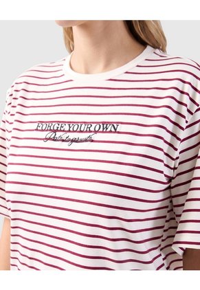 Camiseta Estampada De Manga Corta Para Mujer Para Mujer Crema Patprimo