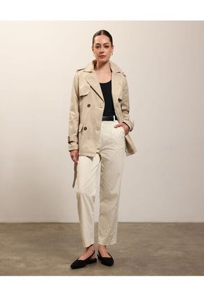 Chaqueta Trench Unicolor Con Cinturon   Para Mujer Crema Patprimo