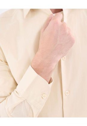 Camisa Para Hombre Manga Larga Sin Bolsillo Cuello Italiano Color Beige Marca Patprimo #44012582