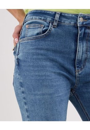 Jean Para Mujer Slim Color Azul Claro Marca Patprimo #30160381