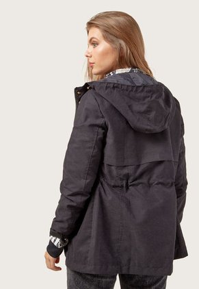 Chaqueta Negro-Dorado PD