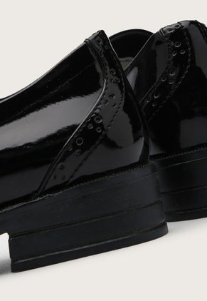 Oxford Negro PD Bakana