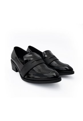 Zapato De Dama Negro PD BARBARA