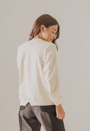 Buzo Beige-Negro-Magenta People Éxito