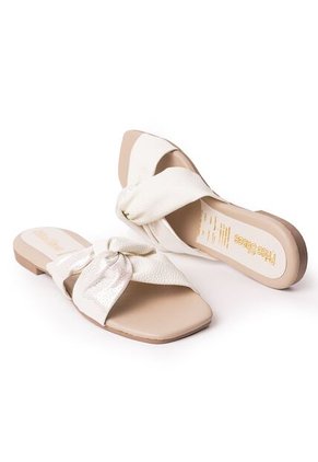 Price Shoes Sandalia Plana Para Mujer 462JC017TALCO