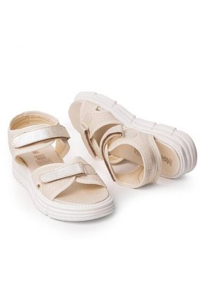 Price Shoes Sandalia Confort Para Mujer 752ELA-1CHAMPAÑA